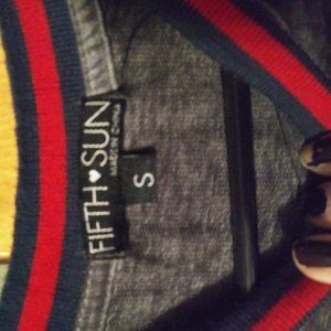 Fifth Sun Juniors pullover sweatshirt